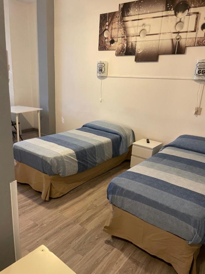 Residence Europa Piacenza Bagian luar foto