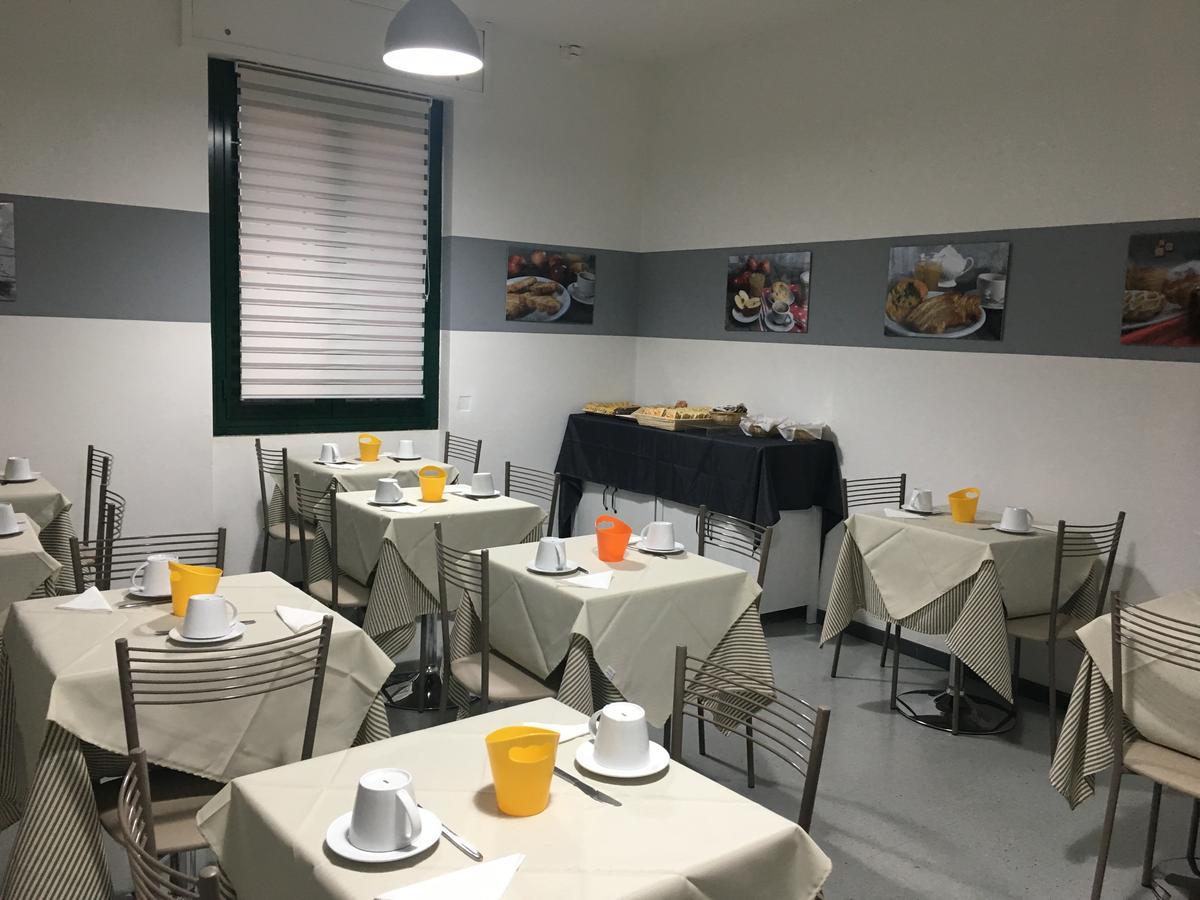 Residence Europa Piacenza Bagian luar foto