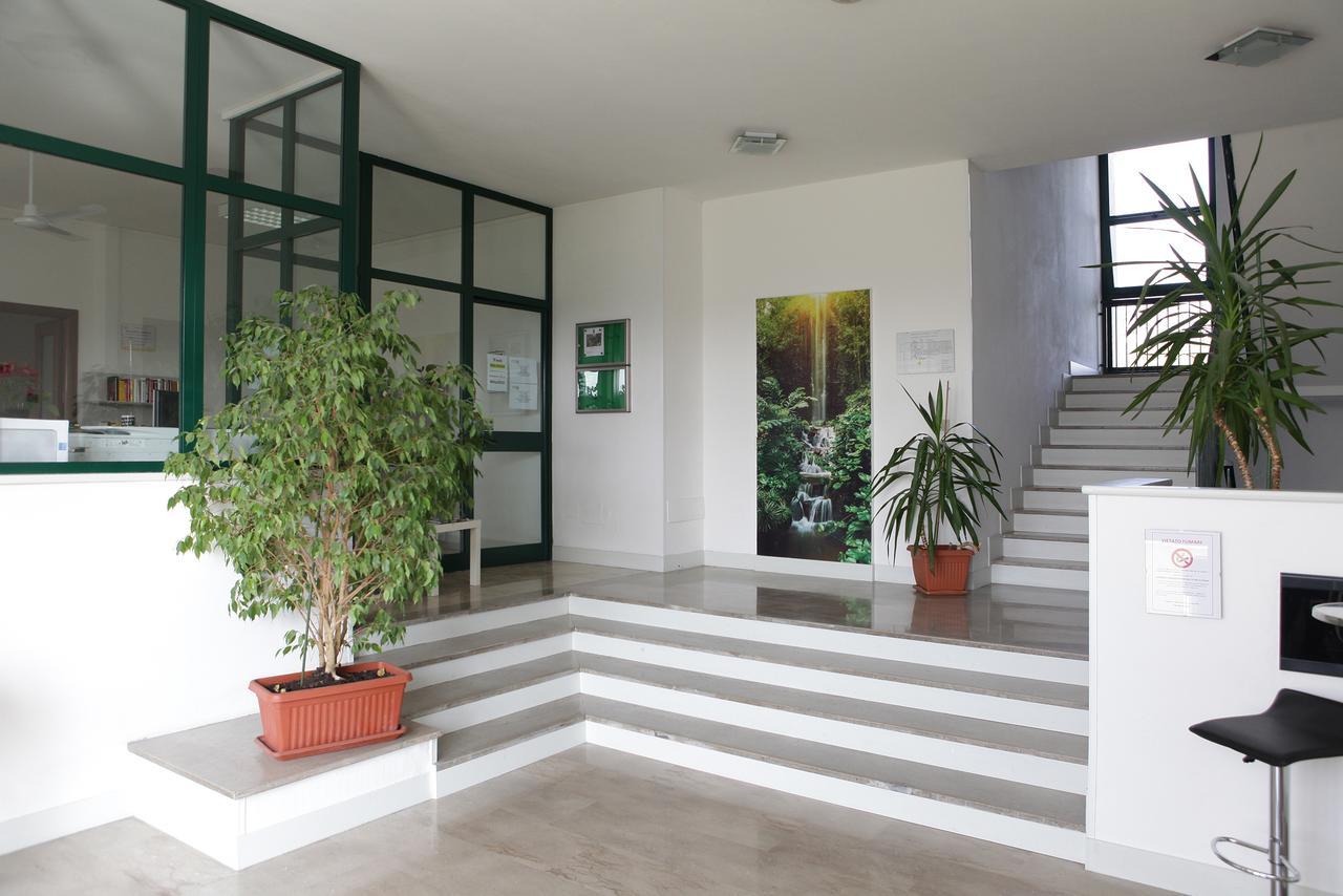 Residence Europa Piacenza Bagian luar foto